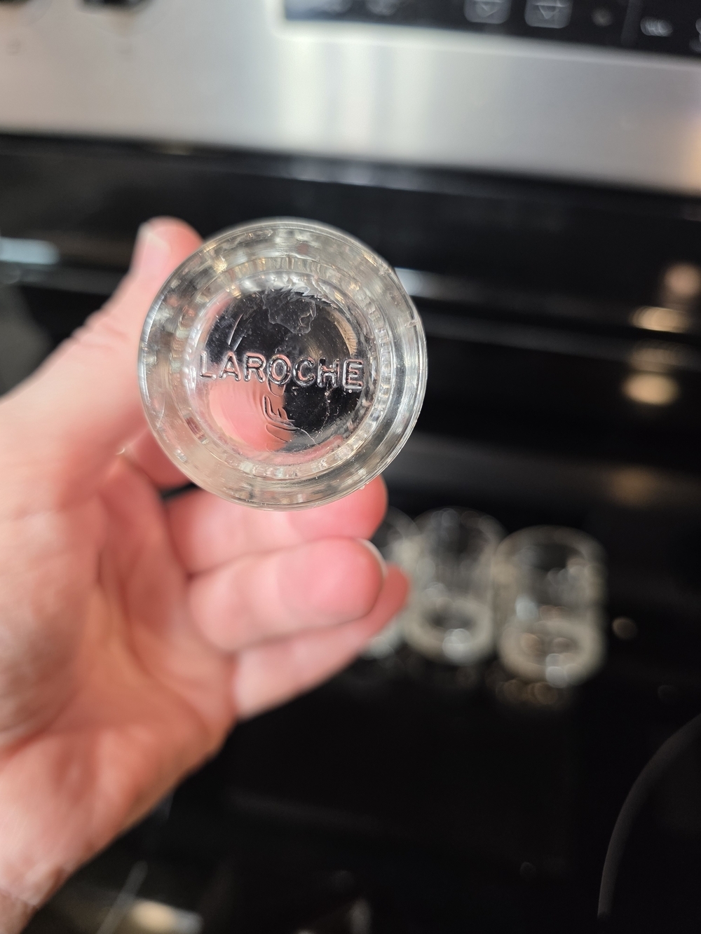 Classic Clear Glass Measuring Shot Glasses — Set of 4 - Picture 10 of 16
